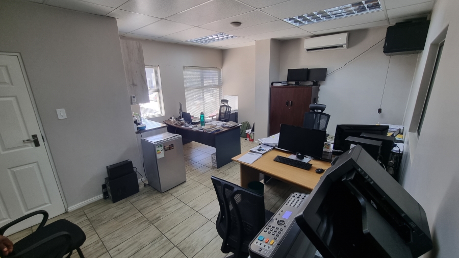 To Let commercial Property for Rent in Rivergate Western Cape